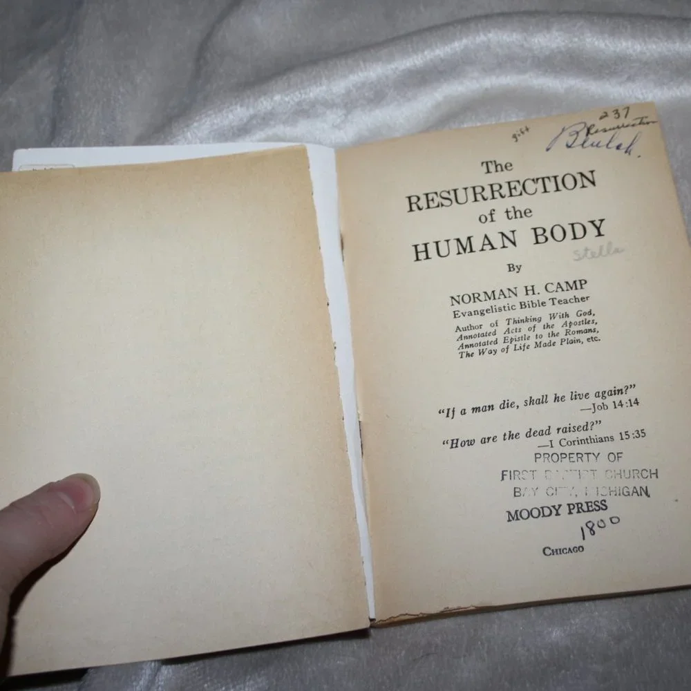 📖 The Resurrection of the Human Body · 1937 Vintage Paperback (ba)